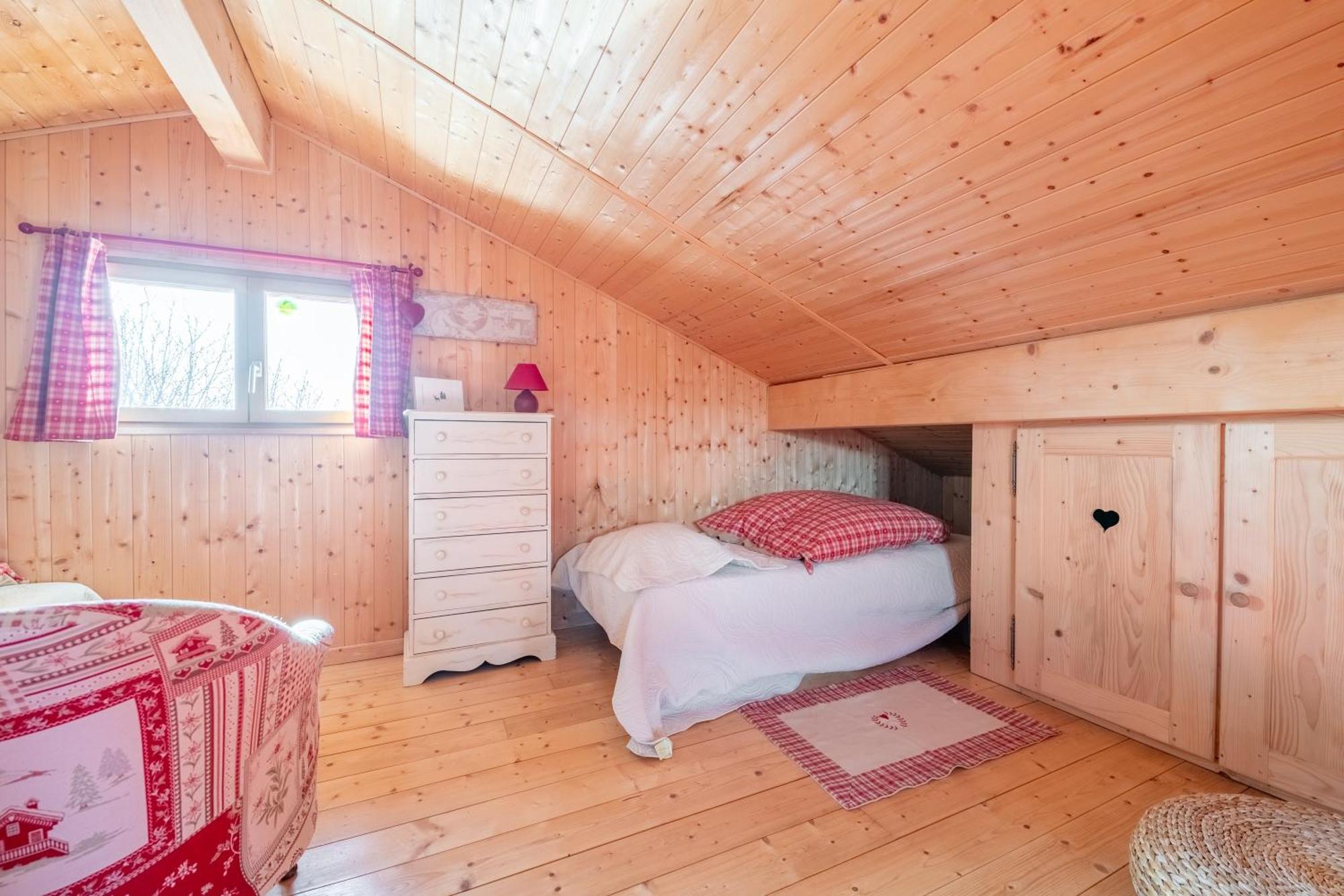 Chalet L'Embellie - Chalet Avec Piscine Partagee Saint-Laurent-en-Grandvaux エクステリア 写真